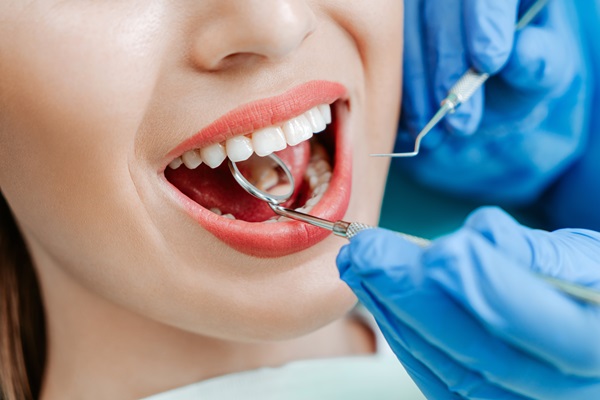 Cosmetic Dentistry Tips For Maintaining A Beautiful Smile